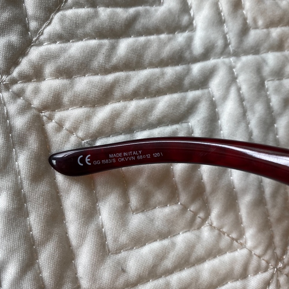 Gucci Sunglasses - Picture 5 of 5